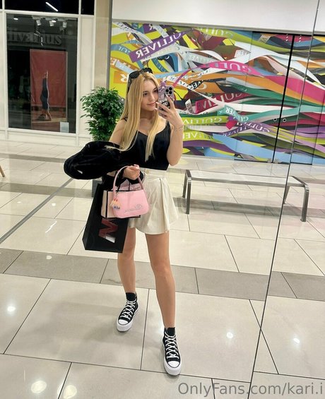 cute onlyfans beautiful archive