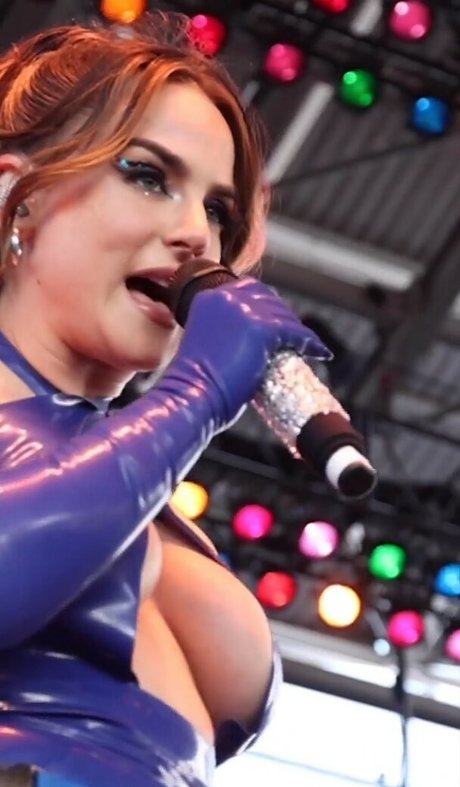 Jojo Levesque pornographic actress pics