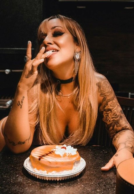 fat pawg onlyfans sexy nude photo