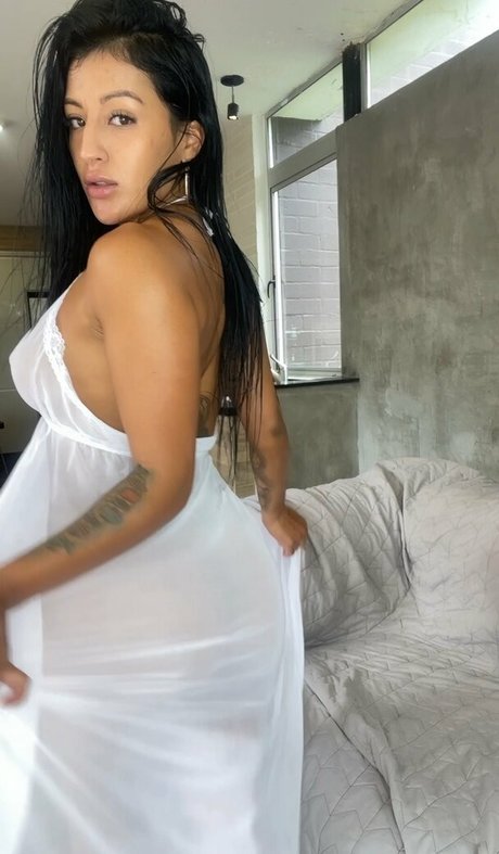 milenasky naked star photo