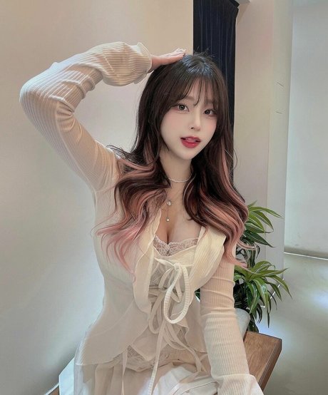 Haruzzxng star naked images