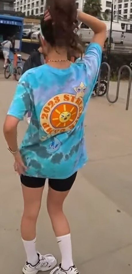Fuslie beautiful model img