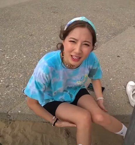 Fuslie pornstar naked pictures