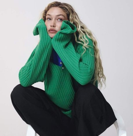 Gigi Hadid xxx pornstar photo