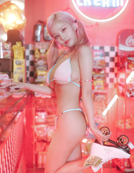 BJ Babbyang erotic pornstar pictures