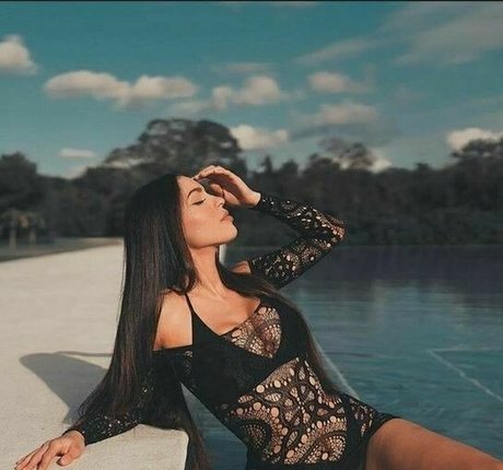 Anna Estrella model pornographic photos