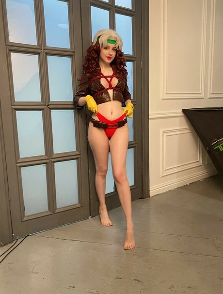 Ulichan naked star photos