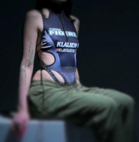Aloona Larionova top model gallery