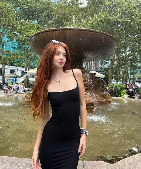 Sicily Rose high quality model galleries