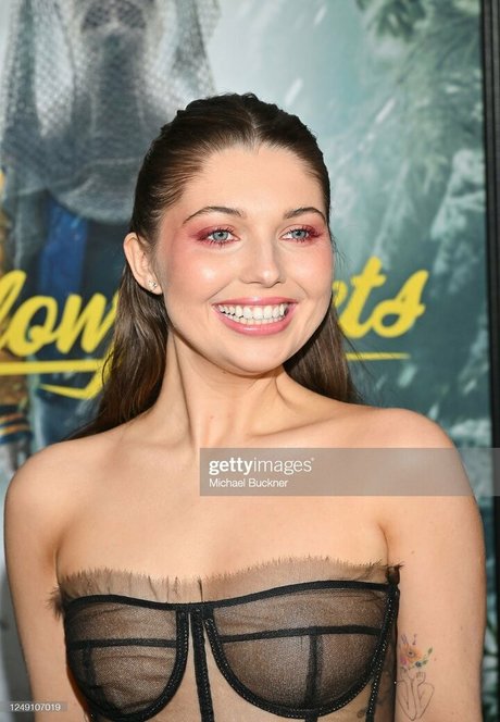 Sammi Hanratty adult star photo