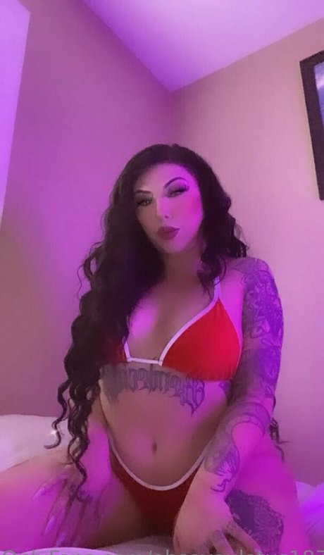 ohsoyoulotus187 pornographic model pic