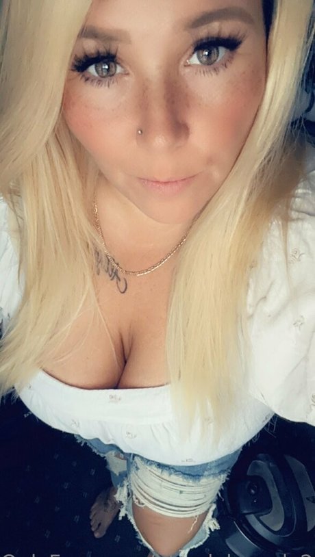 blondebrandy269 art star image