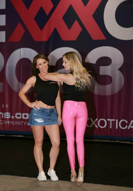 thehotwifetour nice pornstar galleries