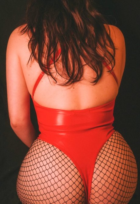 Slight Sounds model high quality photos