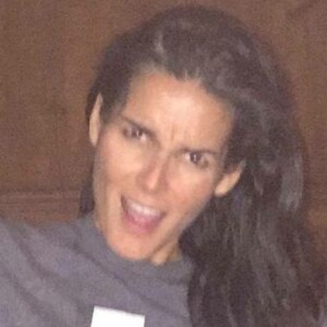 Angie Harmon hot actress photos