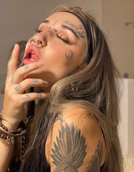 model onlyfans art naked images