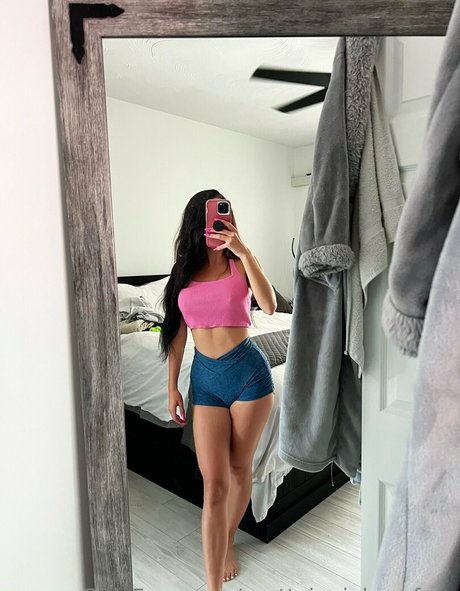 prettyinpinkxoxfree pornstar nudes images