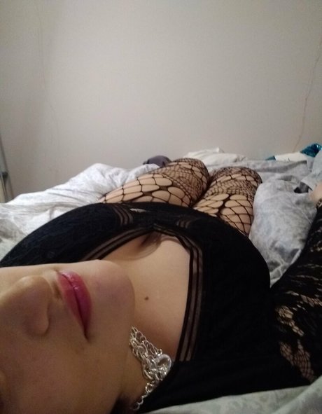 evelynmusefree nudes star pic