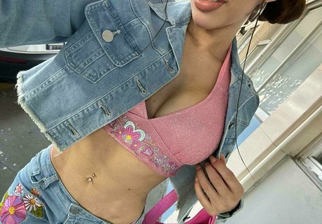 Yeri Mua pornstar free gallery