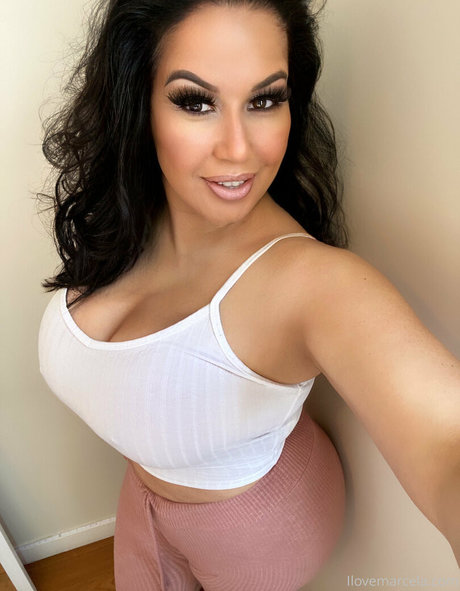 shemale fucks girl onlyfans pornos photos