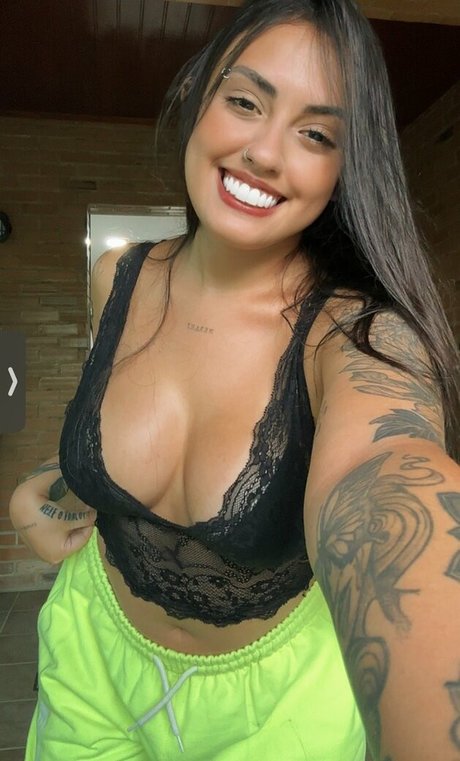 Vitoria Marcilio perfect star archive