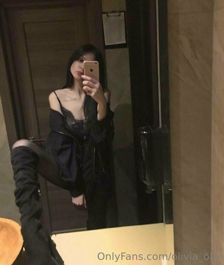 adel leda erotic model gallery