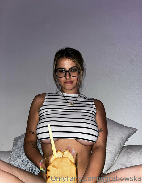 jenny pop top star pic