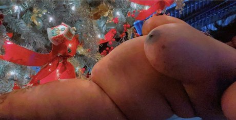 curvy naked onlyfans nudes galleries