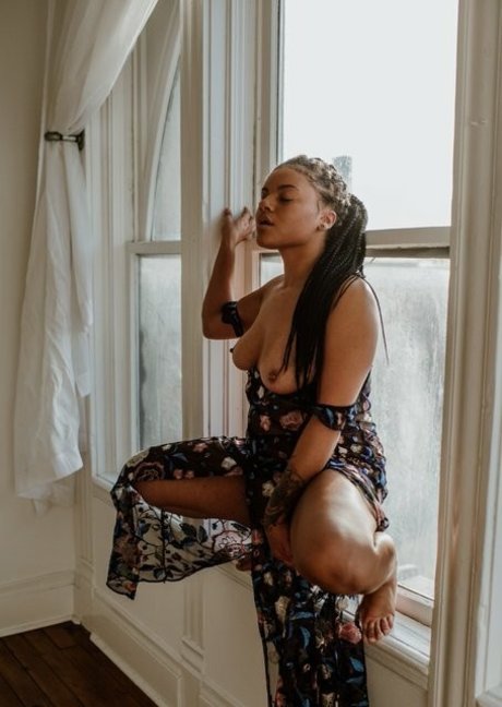 Vieraralyn star sexy gallery