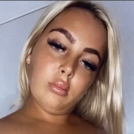 Chanel Adam adult model photos