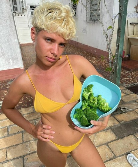 friends wife onlyfans exclusive pictures