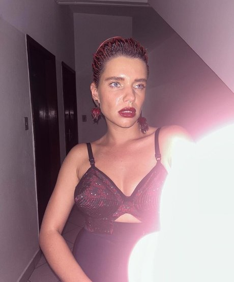 Bruna Linzmeyer pornstar exclusive picture