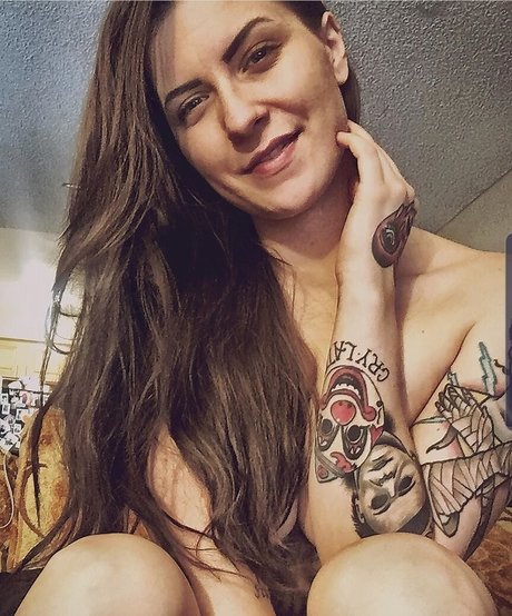 Sailor Jeramie nude model photos