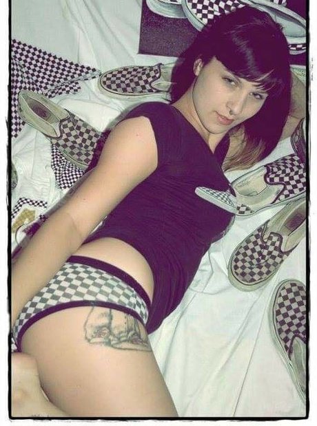 Sailor Jeramie star erotic picture