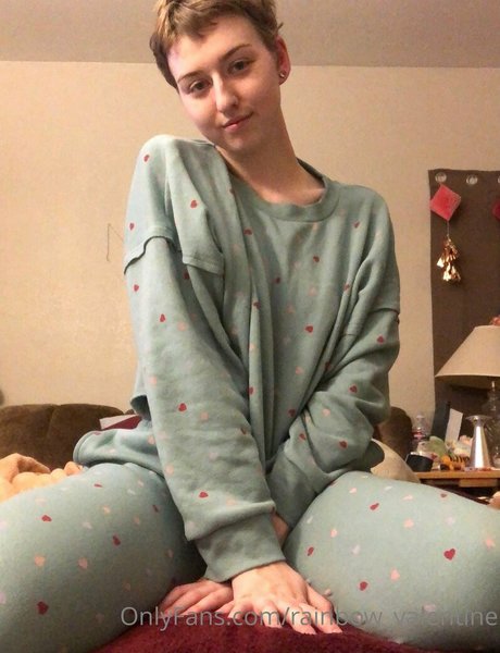 rainbow valentine pretty model pic
