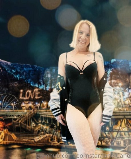 janecanexxx model hot image