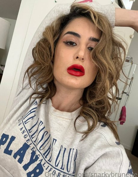 snarkybrunette actress pictures