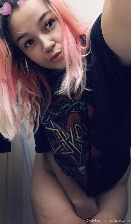 asian lesbians onlyfans pretty images
