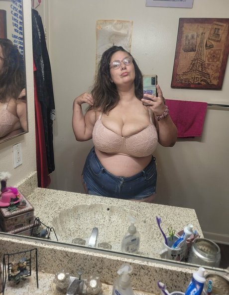 astrid rose22 model photos