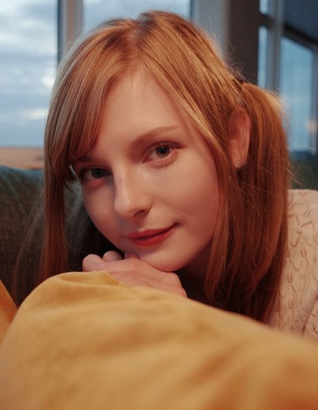 Ella Freya model hd pics
