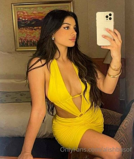 Alishbasheikh pornstar hot img