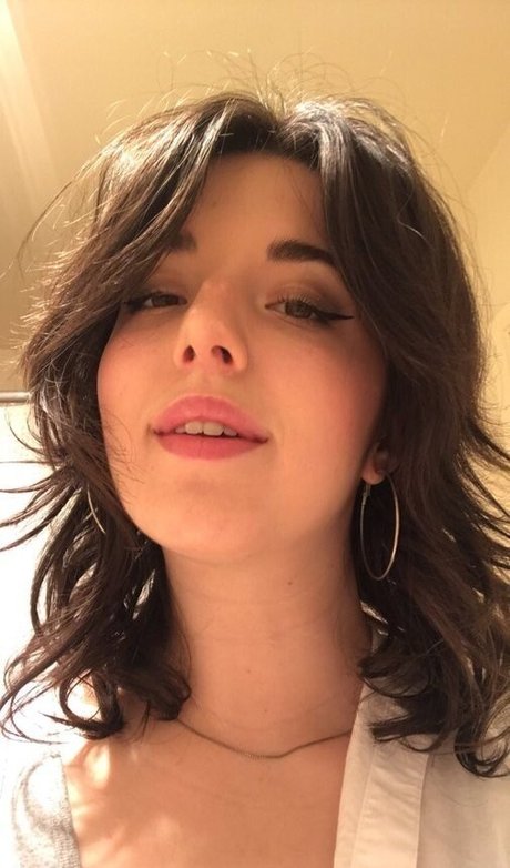 Slight Sounds ASMR high quality pornstar pic
