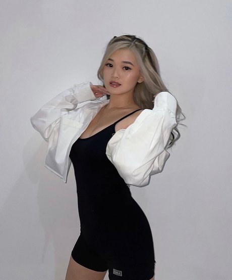 lesbian onlyfans art porn pics