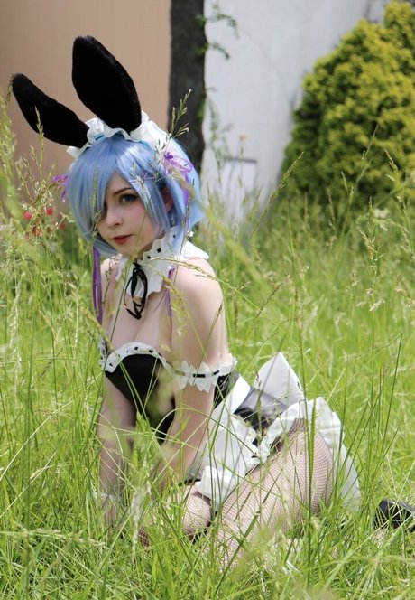 Melondoki model pretty photos