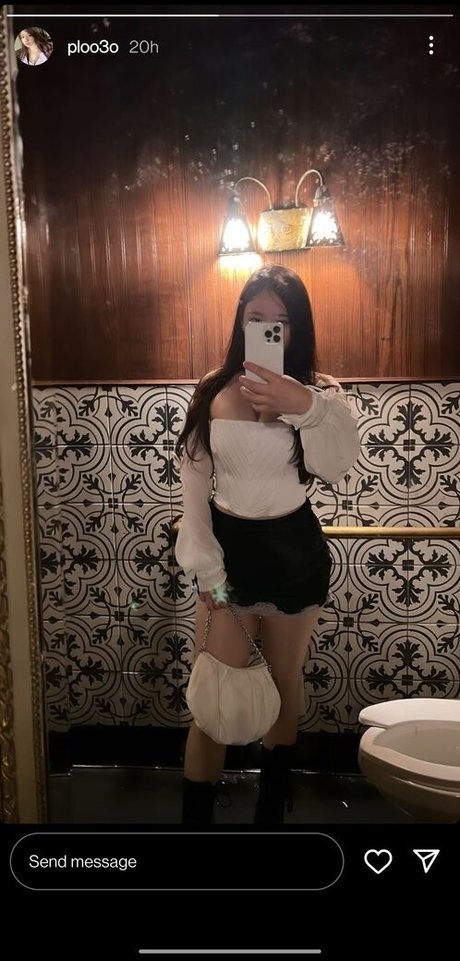 Ploo hot pornstar photo