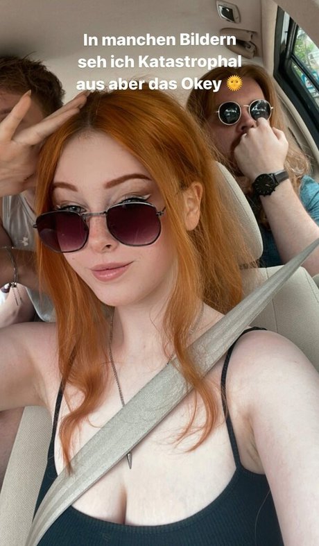 KDRkitten hot pornstar picture