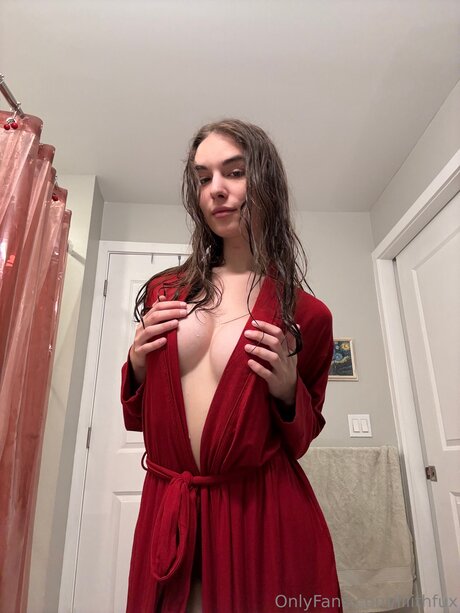 Lilithfux high quality model pic