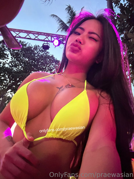 Praew Phatcharin free star galleries