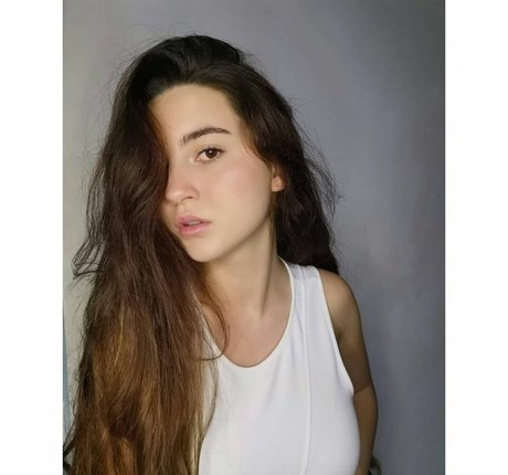 Eva Batista model exclusive pic