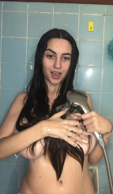 Eva Batista nude pornstar archive